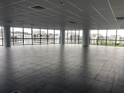 Woodlands Avenue 5 (D25), Office #568698291
